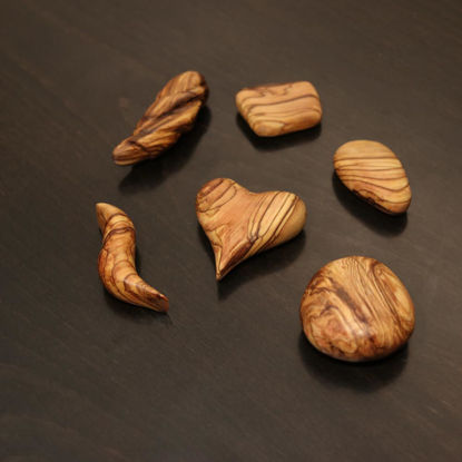 Picture of Simple wood pendant - Olive Wood